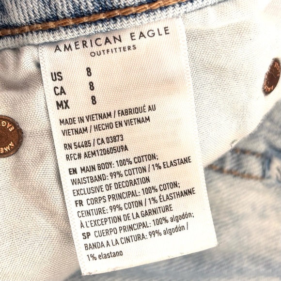 American Eagle Tomgirl Light Wash Hi-Rise Distress Raw Hem Denim Shorts (8) - Picture 13 of 15